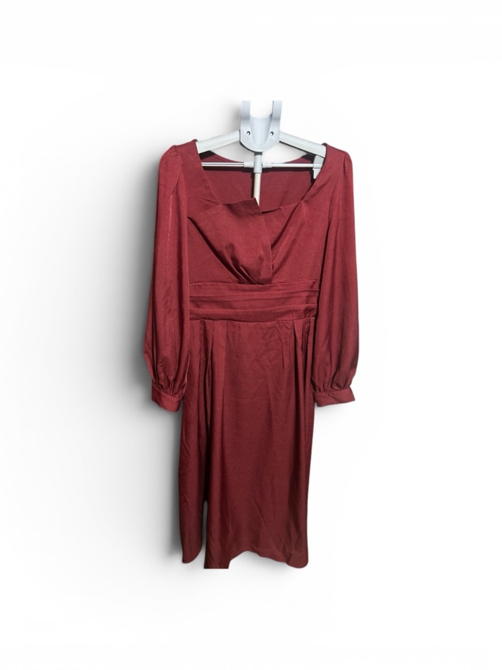 Long-Sleeve Burgundy Midi Dress with Defined Waist